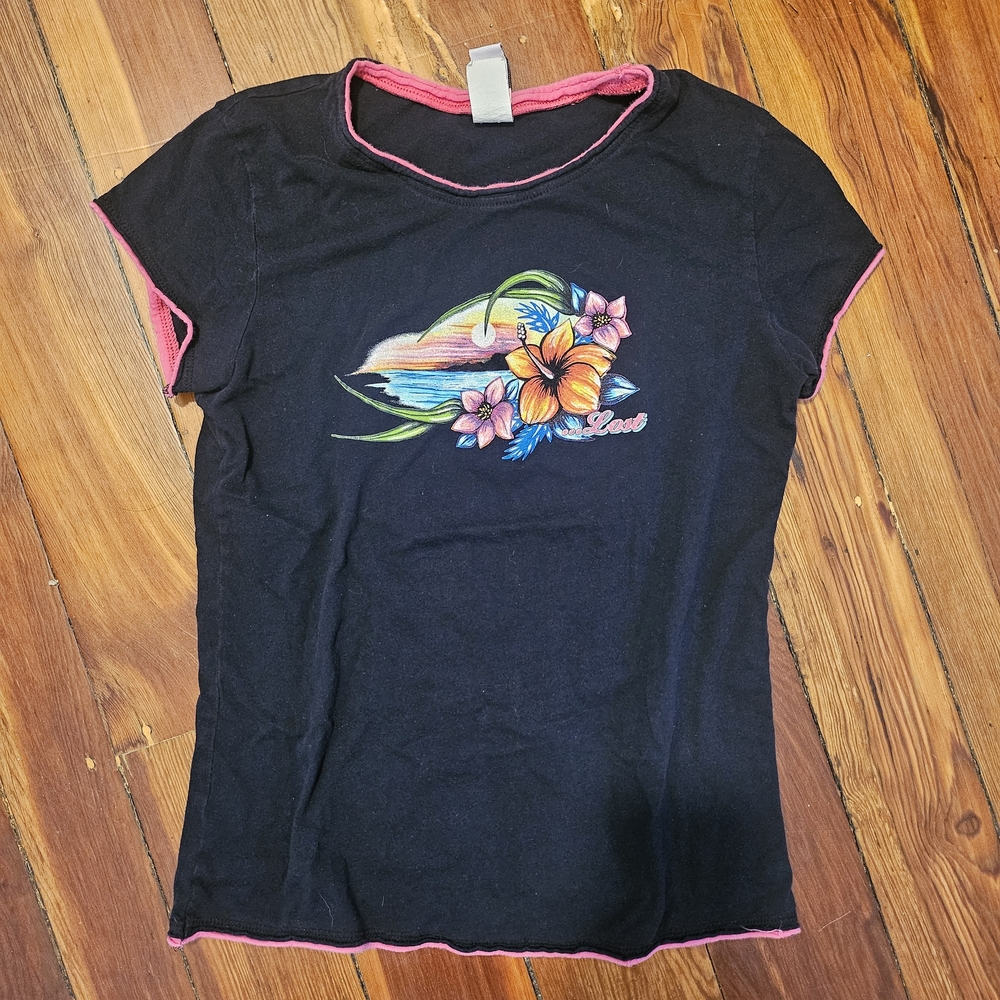 Tee with Pink Trim